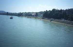 Blick von der Wettsteinbrücke auf den Rhein