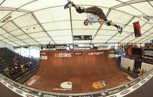 Fahrer: Jean Postec, Trick: Kick-Flip-Indy-Air